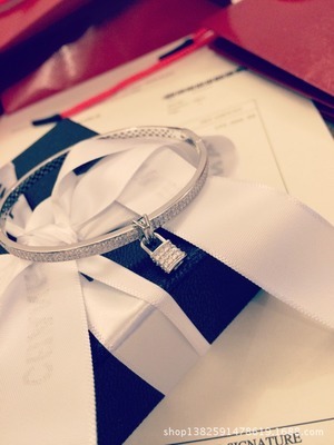 【爆款新品 家族華麗巨作 925銀鎖頭3排AAA級鋯石微鑲 工廠批發】價格,廠家,圖片,手鏈,深圳名妍淑女貿易-